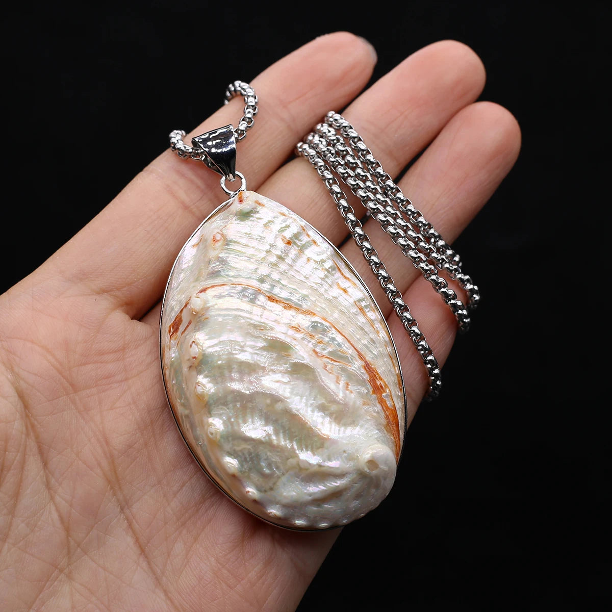 Trendy Natural Shell Statement Necklace