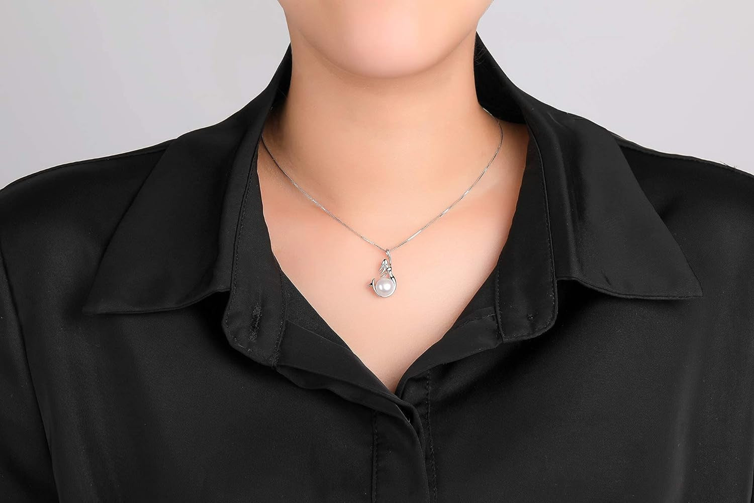 Elegant Mermaid Pearl Pendant Necklace S925